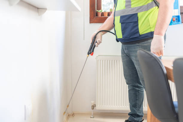 Best Cockroach Control Services  in Newcastle, WA